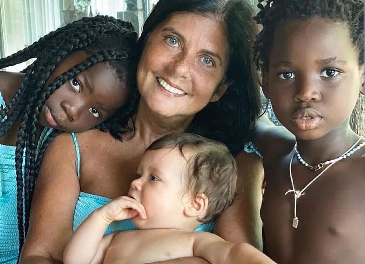 Lucia Gagliasso, mãe de Bruno Gagliasso, comentou o episódio de racismo sofrido por Chissomo e Bless em Portugal (Foto: Reprodução / Instagram )