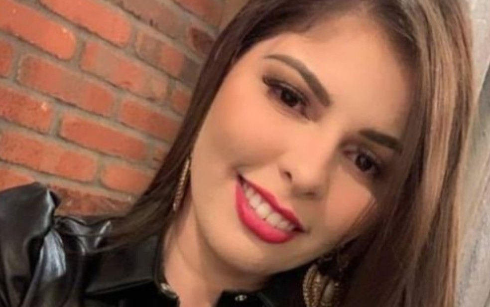Goiana encontrada morta no apartamento do ex nos Estados Unidos levou facadas no pescoço, diz a mãe