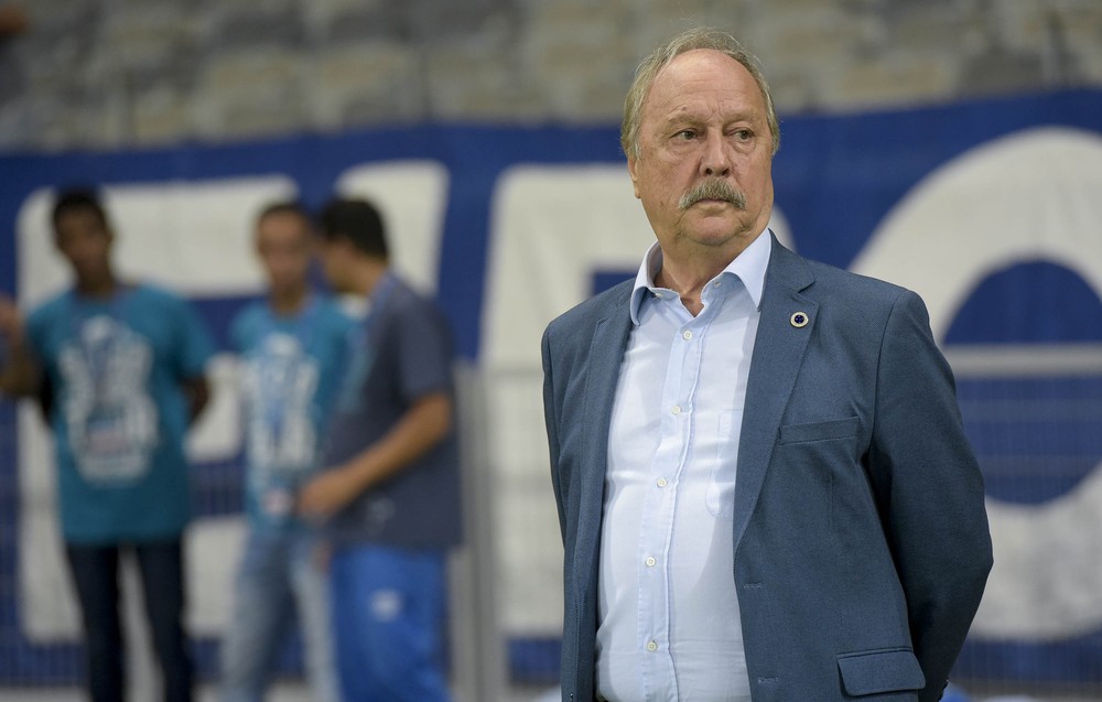 Cruzeiro ajusta balanço para apresentar ao Conselho