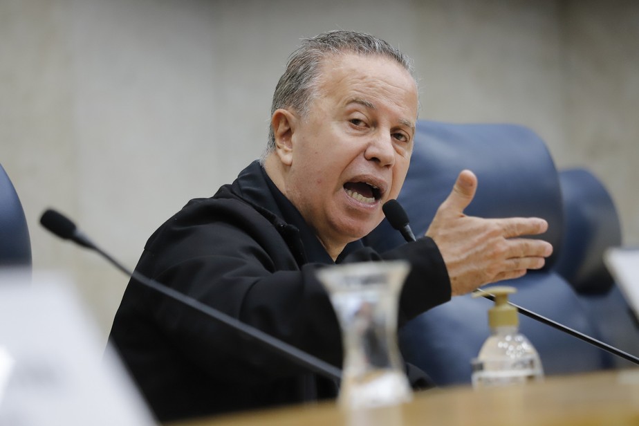 Vereador Camilo Cristófaro, em sessão na Câmara Municipal de São Paulo