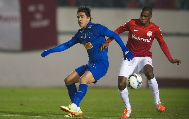 Edinho: Cruzeiro deveria se poupar  na Copa do Brasil e pensar no Inter