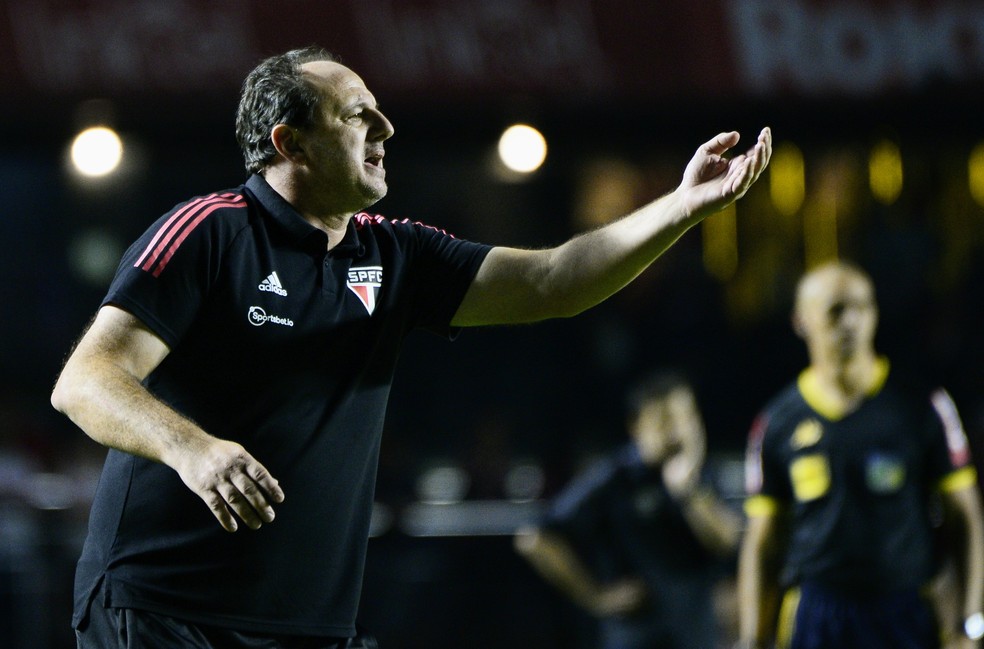 Rogério Ceni em São Paulo x Cuiabá — Foto: Marcos Ribolli