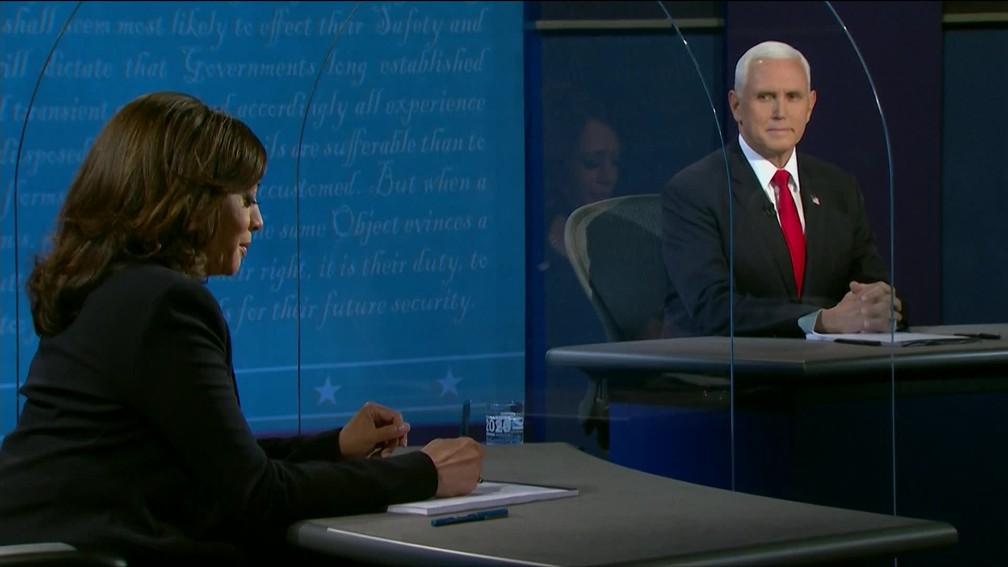 Kamala Harris e Mike Pence em debate na University of Utah, na quarta-feira (7) — Foto: Globonews