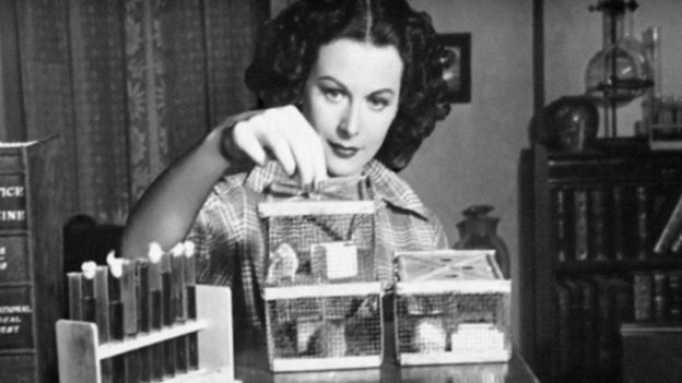 Além de atriz, Hedy Lamarr desenvolveu tecnologias úteis até hoje (Foto: Alamy/BBC)