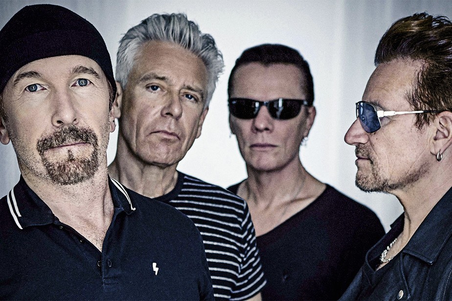 Os quatro integrantes da banda U2: The Edge, Adam Clayton, Larry Mullen Jr. e Bono Vox