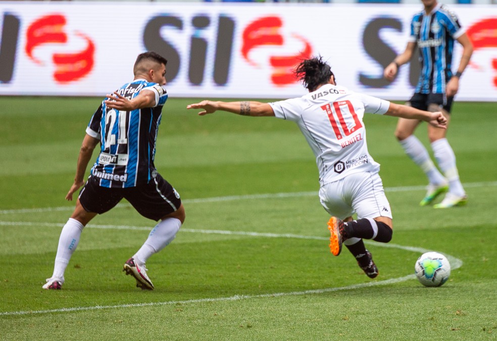 Ben�tez foi um dos poucos que teve atua��o regular contra o Gr�mio � Foto: Raul Pereira/Fotoarena