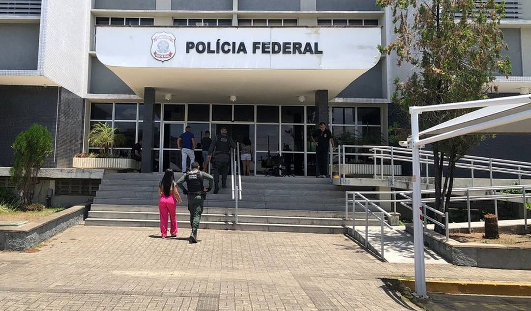 Presidente de mesa e duas mesárias são detidos por fazer referência a candidato em local de votação em Guaiúba, no Ceará