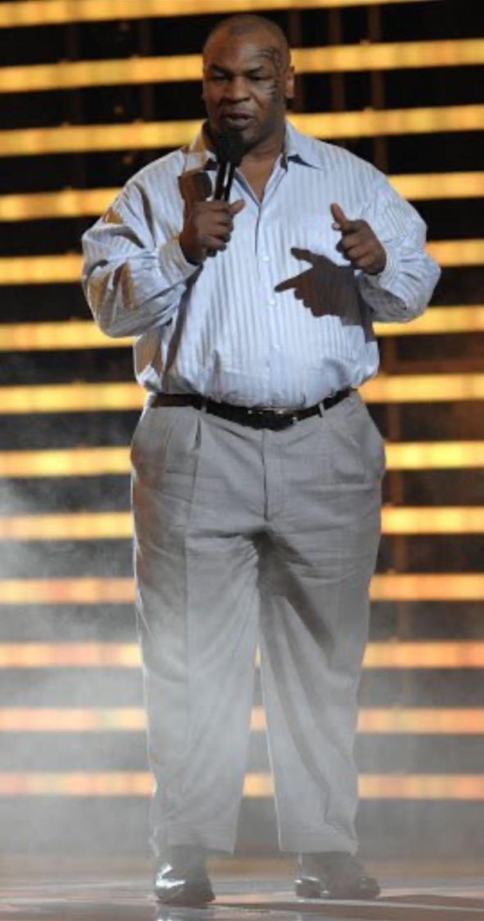 Mike Tyson precisou fazer uma forte dieta para ensaiar retorno aos ringues — Foto: Reprodução