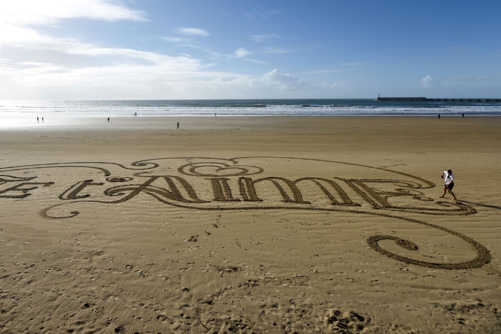 Veja fotos do Dia de São Valentim, o dia dos namorados na maioria dos países do mundo