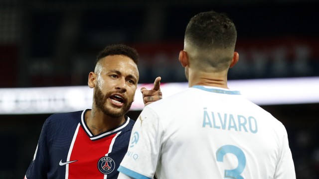 Neymar acusa Álvaro González de racismo no jogo PSG x Olympique