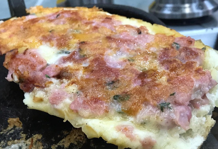 Pão De Alho Com Linguiça