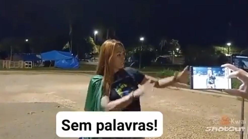 Ana Priscila Azevedo é suspeita de participar de ataques terroristas em Brasília — Foto: Twitter/Reprodução