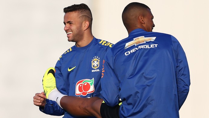 Atuações de Luan e Walace nos Jogos mobilizam Grêmio: Torcida grande
