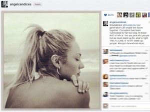 A modelo Candice Swanepoel posta foto em que mostra apoio às manifestações (Foto: Reprodução/Instagram)