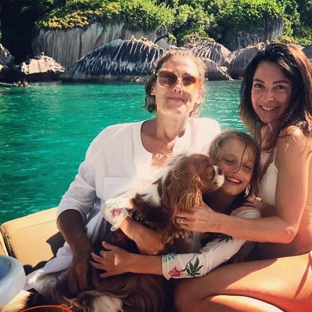 Paola Carosella, a filha, Francesca, e Ana Paula Padrão (Foto: Reprodução / Instagram)