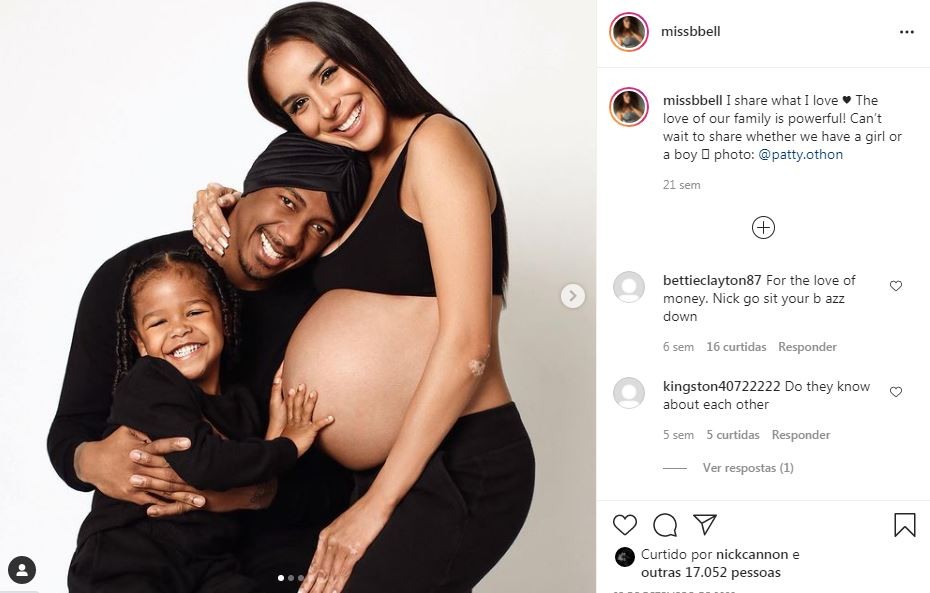 Em dezembro de 2020, Brittany Bell posou com Nick Cannon e o outro filho dos dois, Golden, para mostrar o barrigão da segunda gravidez (Foto: Reprodução / Instagram)