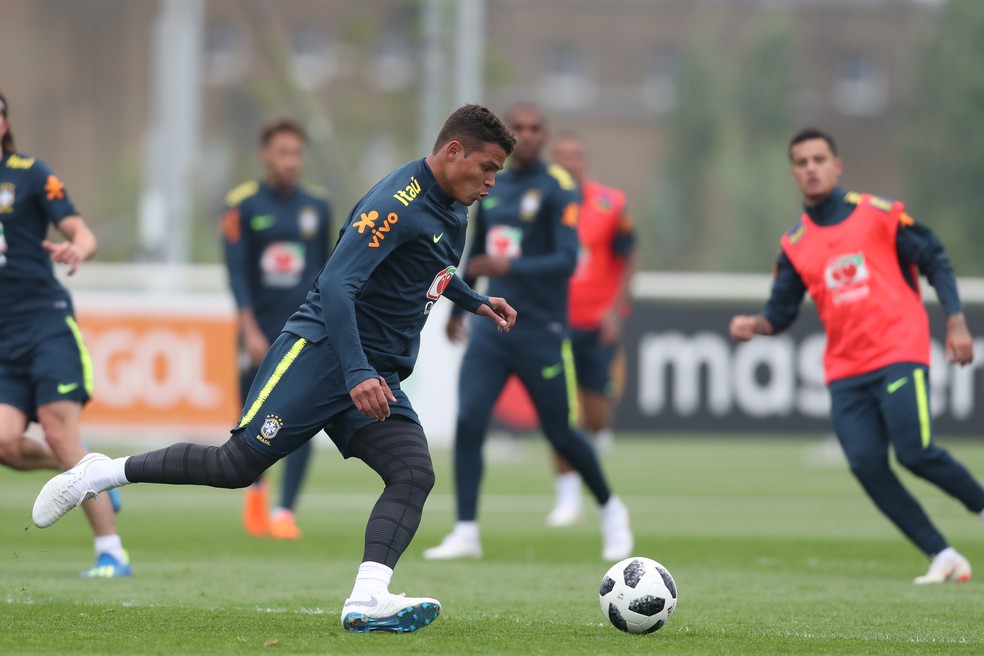 Thiago Silva treinou com SeleÃ§Ã£o nesta terÃ§a-feira (Foto: Lucas Figueiredo / CBF)