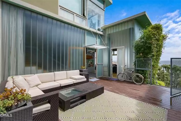 Kristen Stewart vende casa beira-mar em Malibu por US$ 8,5 milhões (Foto:  Realtor)