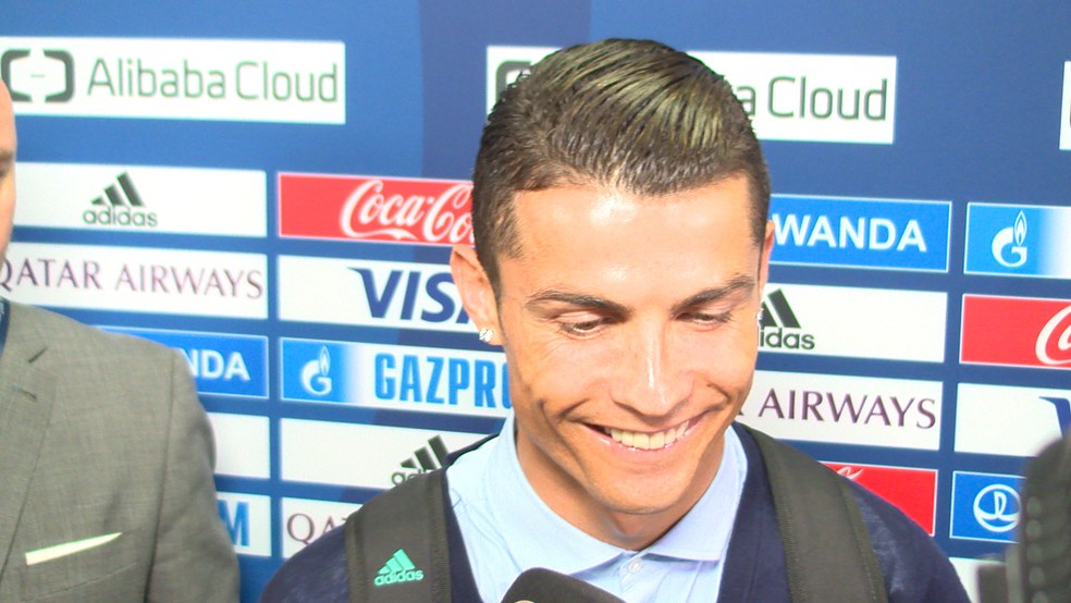 Cristiano Ronaldo ri ao comentar comparação (Foto: Reprodução)