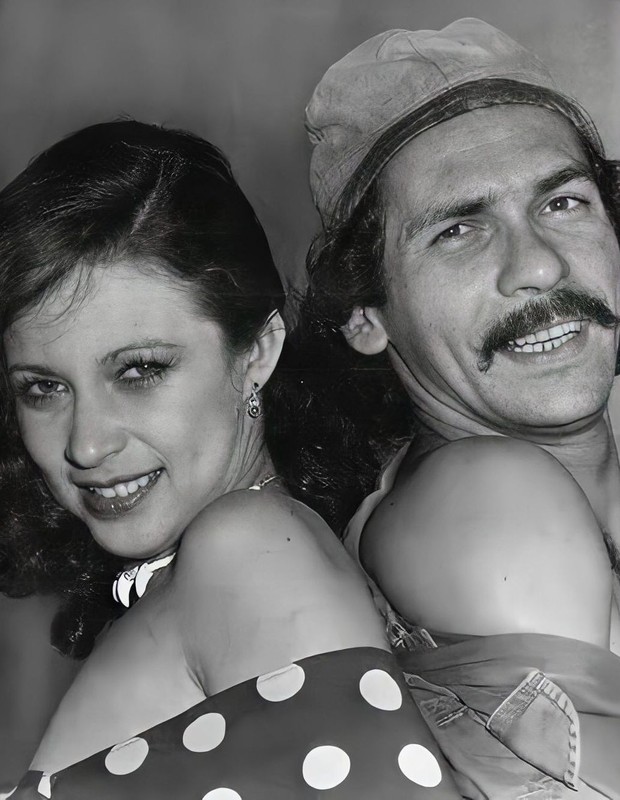 Neila Tavares e Zanoni Ferrite como Teresa e Júlio em Anjo Mau (1976) (Foto: Reprodução/)