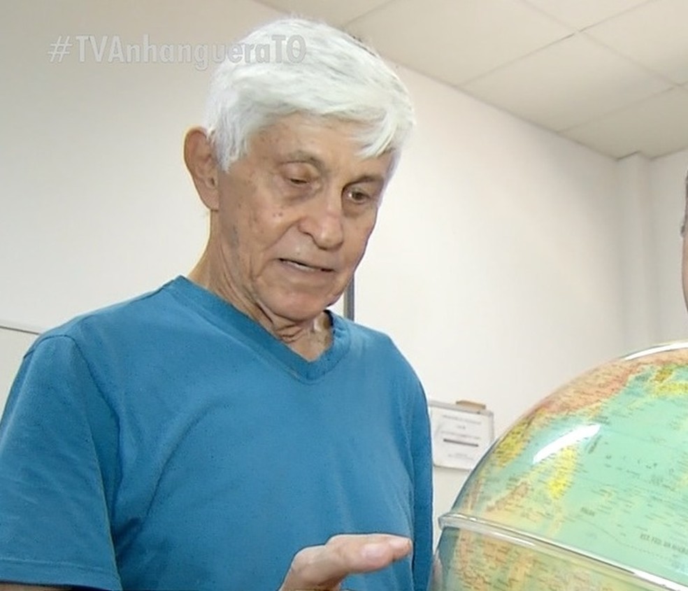 Homem se forma nno curso de geografia — Foto: Reprodução/TV Anhanguera