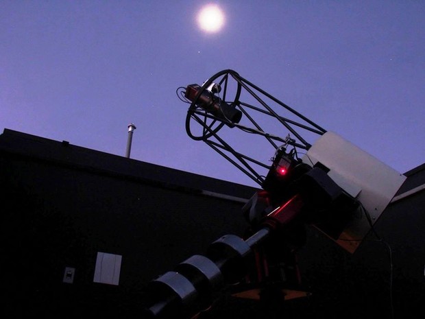 Telescópio do Sonear (Foto: Sonear/Divulgação)