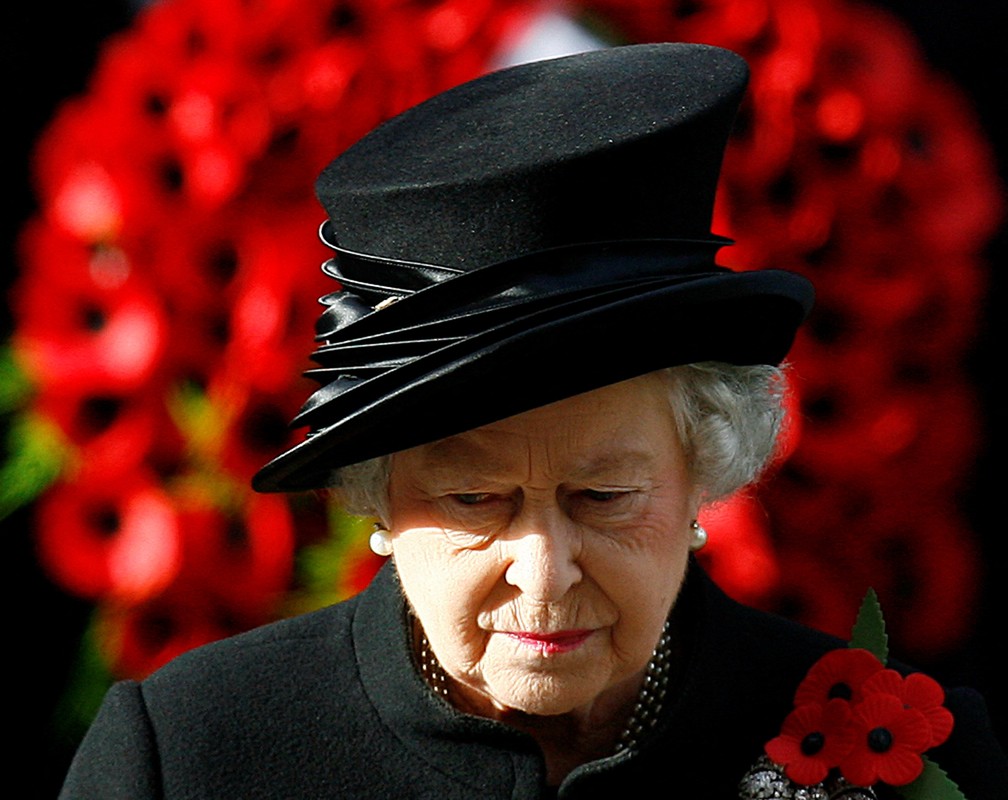 Rainha Elizabeth em imagem de 12 de novembro de 2006 — Foto: Stephen Hird/Reuters/Arquivo