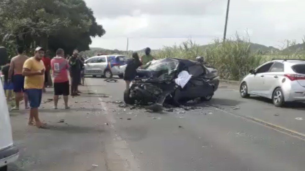 Acidentes na rodovia PE-60 deixaram três pessoas mortas no domingo (29) — Foto: Reprodução/WhatsApp
