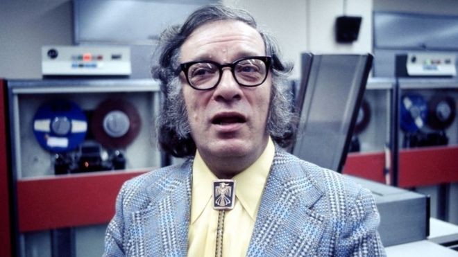 Isaac Asimov é um dos autores mais famosos de ficção científica e se inspirou, na década de 80, em George Orwell para fazer previsões (Foto: BBC)