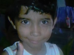 Jorge Guilherme, 6, tem tumor no cérebro e luta por cirurgia, em Goiás (Foto: Reprodução/TV Anhanguera)