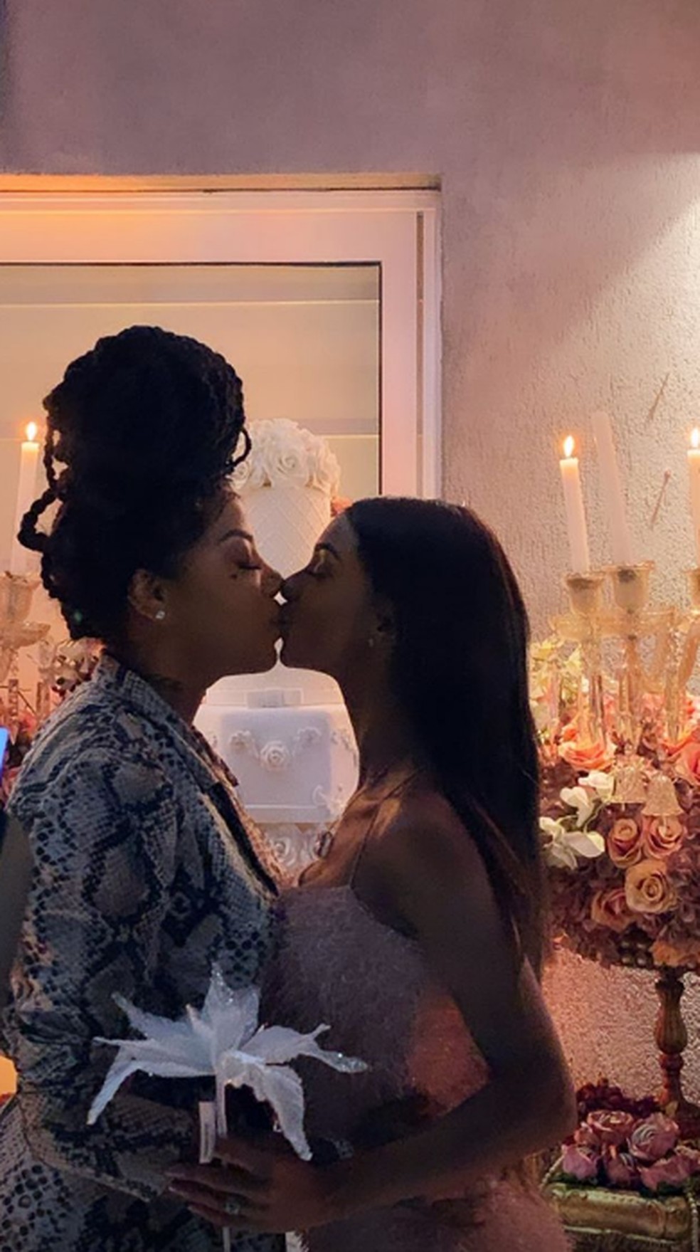 Ludmilla e Brunna casadíssimas!  — Foto: Reprodução Instagram