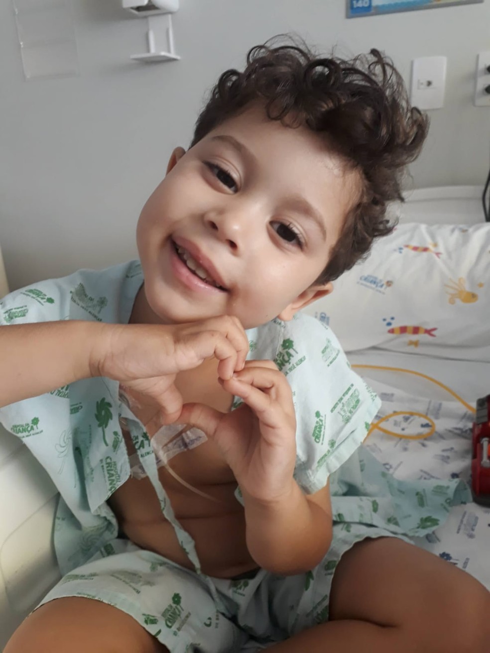 João Guilherme Dourado está fazendo tratamento de câncer no Hospital da Criança de Brasília — Foto: Arquivo pessoal