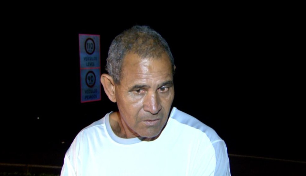 O motorista José dos Reis conta que caminhão perdeu os freios antes de causar engavetamento em Ribeirão Preto (Foto: Reprodução/EPTV)