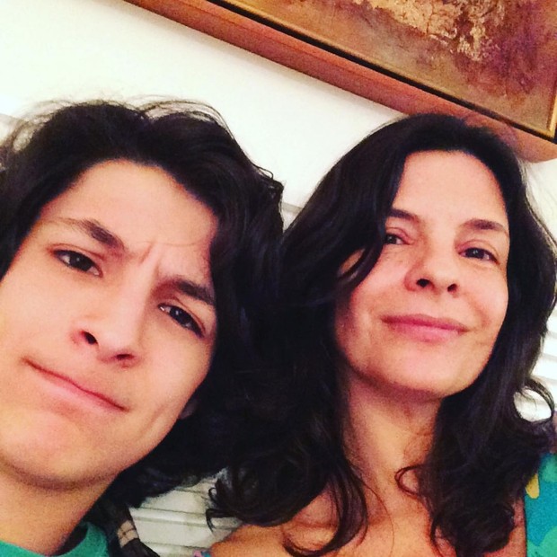 Helena Ranaldi com o filho, Pedro Waddington (Foto: Reprodução/Instagram)