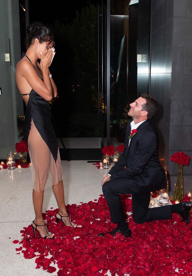 Daniela Braga e Adam Freede estão noivos (Foto: Reprodução/Instagram)