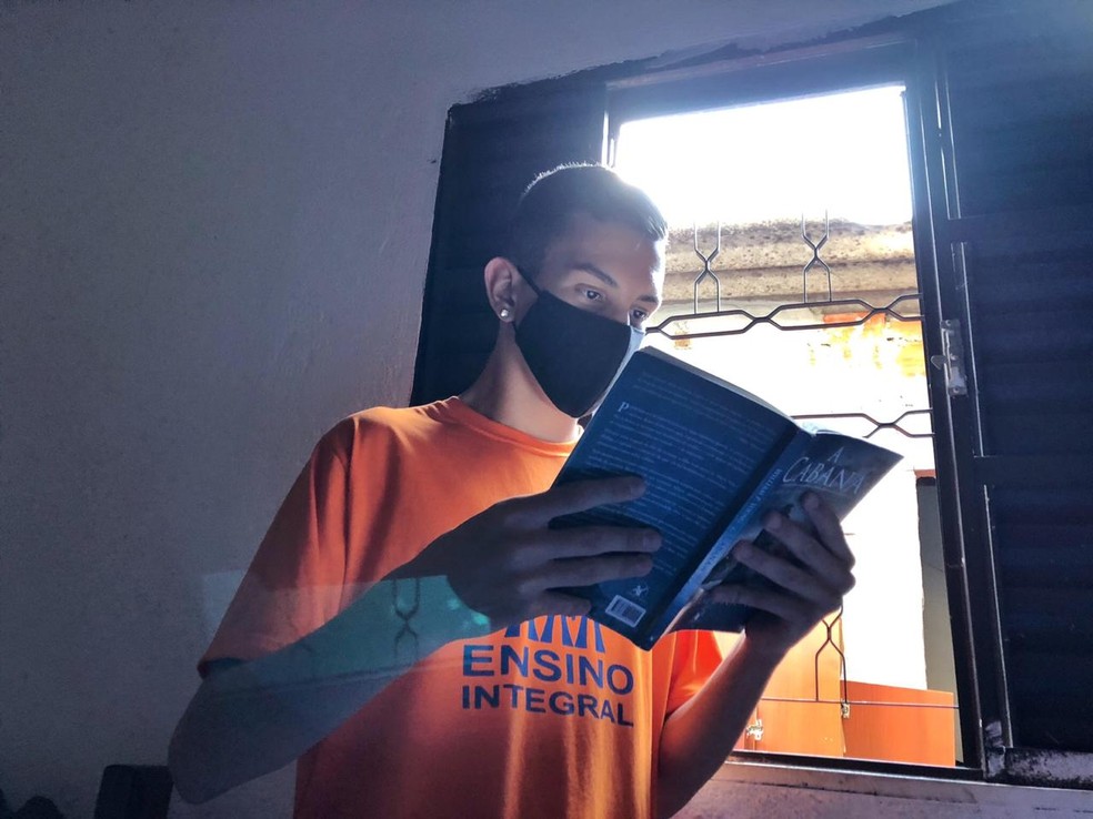 Estudante Ryan Piehler Soares, de São José dos Campos — Foto: Arthur Costa/TV Vanguarda