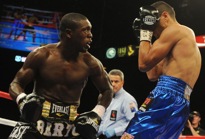 Boxe  - Andre Berto x Freddy Hernandez (Foto: AFP)