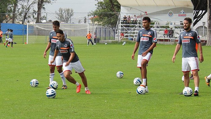 Chivas-MEX abre série de amistosos nos Estados Unidos diante do Cruzeiro