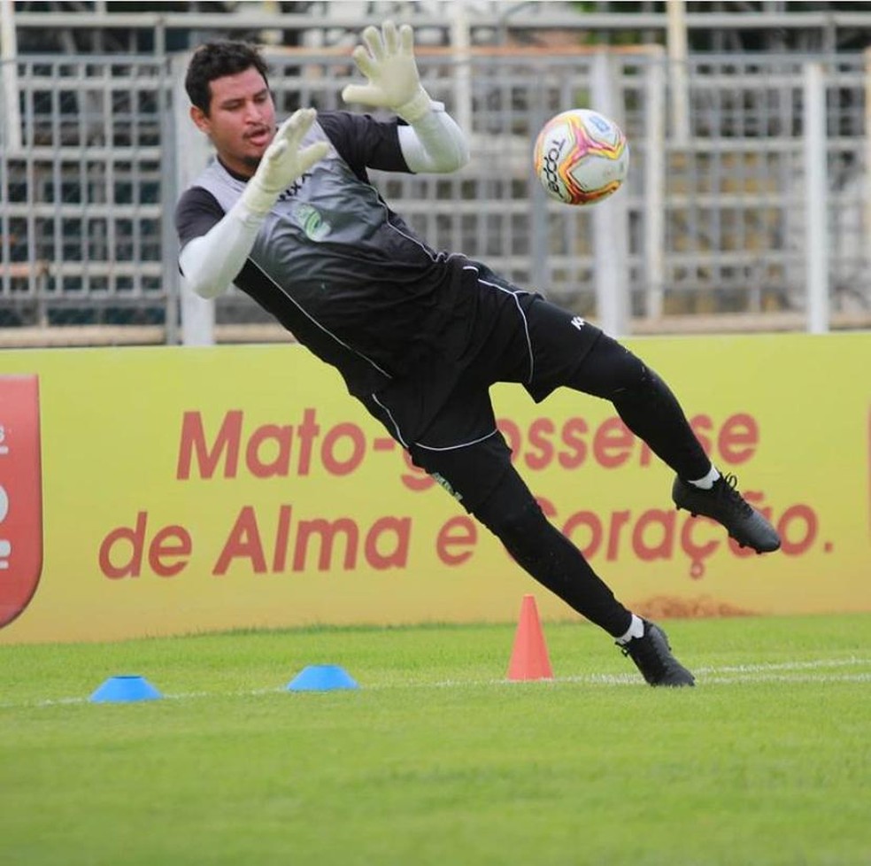 Gabriel Félix, goleiro do Luverdense  — Foto: Assessoria Luverdense 
