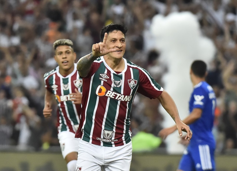 Cano comemora o gol da vitória sobre o Cruzeiro no Maracanã — Foto: André Durão