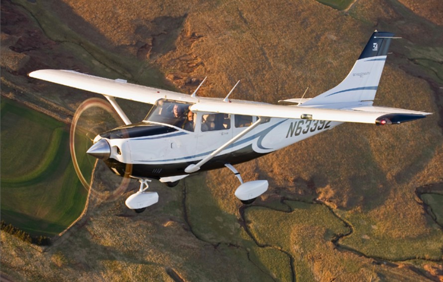 Avião Cessna T206H Turbo Stationair 