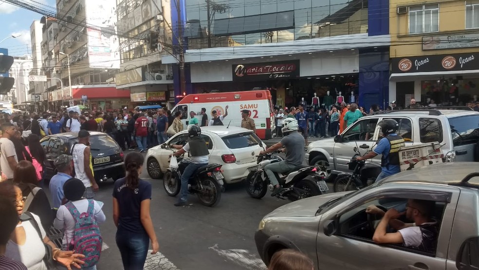 Atropelamento ocorreu na Avenida Getúlio Vargas em Juiz de Fora — Foto: Felipe Siqueira/Arquivo Pessoal