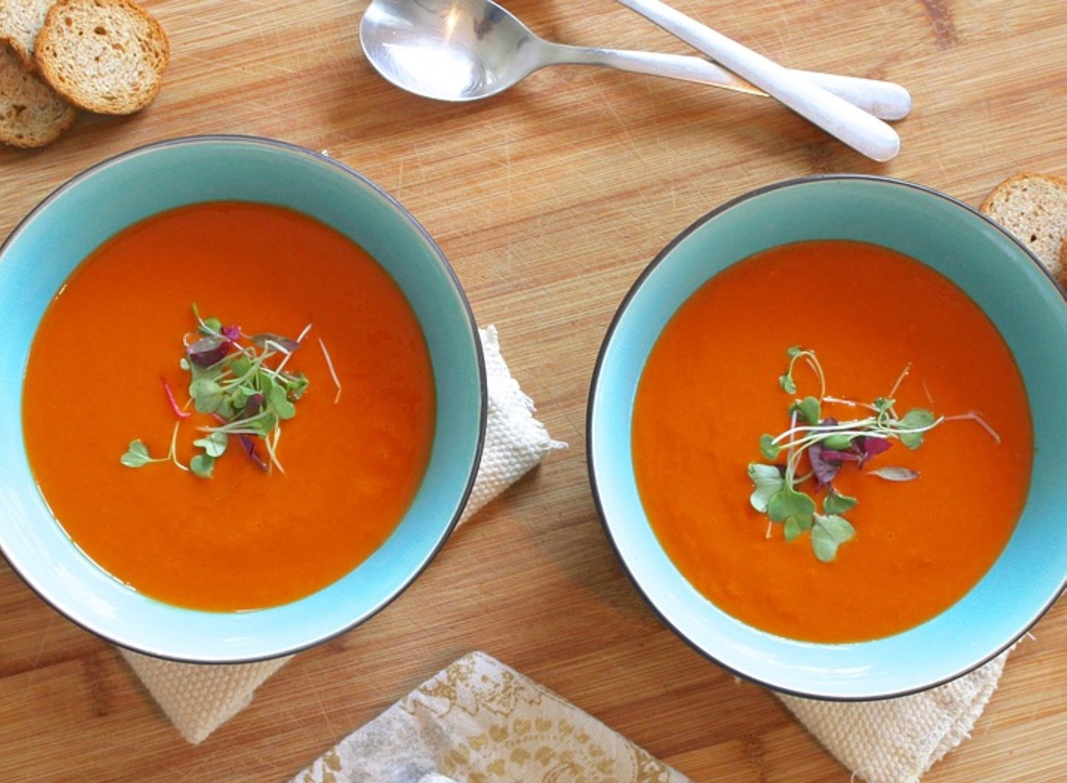 Sopa de tomate e curry (Foto: Reprodução/Instagram)