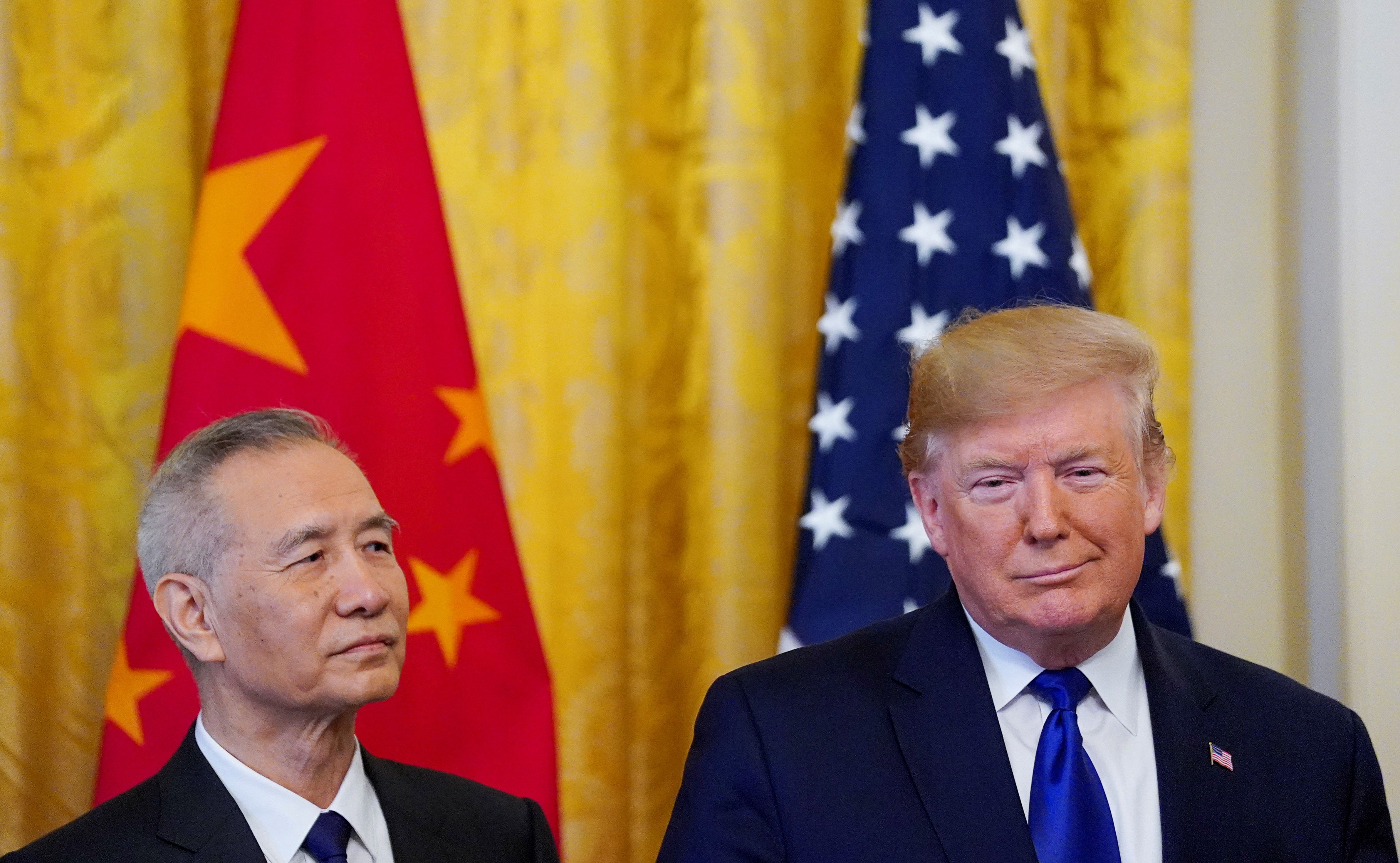 EUA e China assinam fase 1 de acordo para aliviar guerra comercial thumbnail