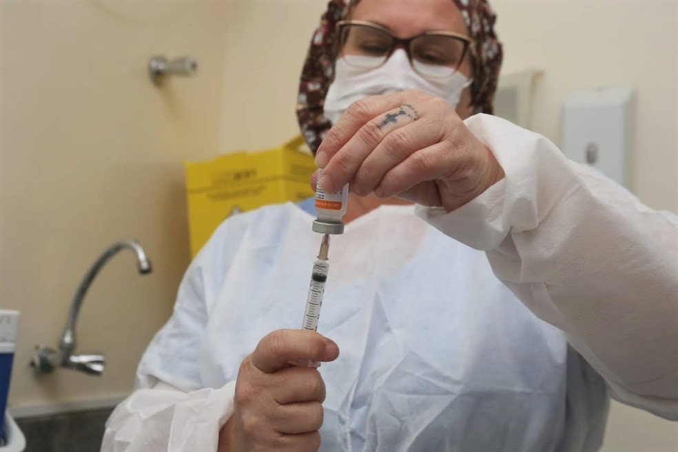 Com alta de casos de Covid-19, Santos faz alerta sobre reforço da vacina — Foto: Susan Hortas/Prefeitura de Santos