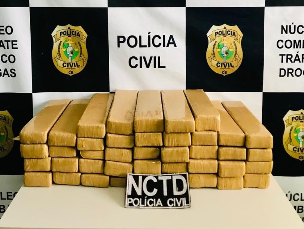 Os 40 kg de maconha estavam dentro de um mala em um veículo em Juazeiro do Norte — Foto: Polícia Civil