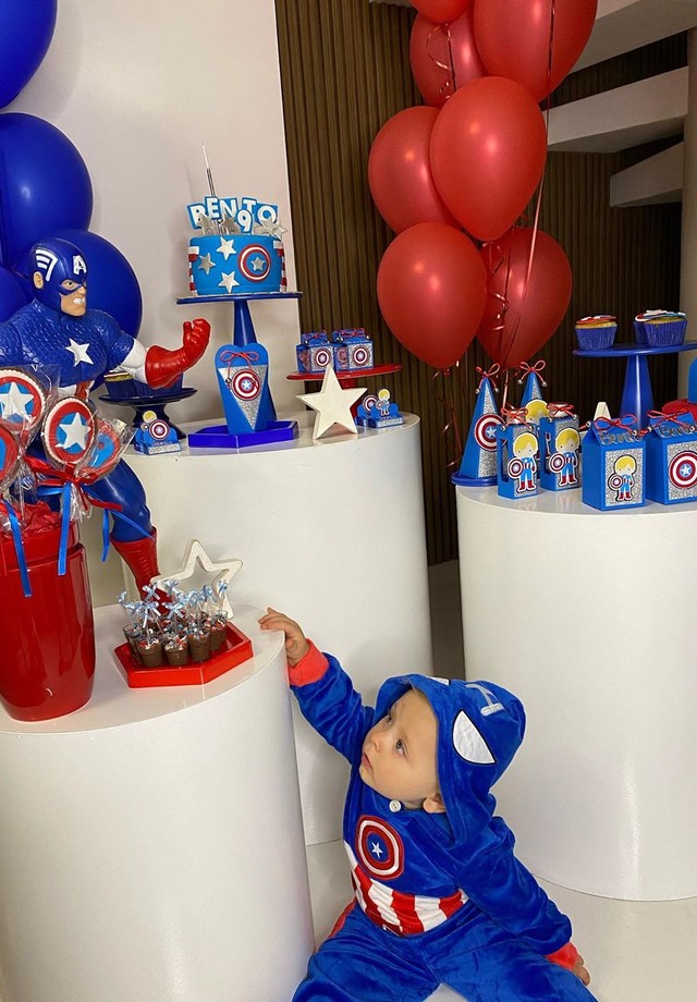 Bento ganha festinha do Capitão América para comemorar seus 9 meses de vida (Foto: Reprodução/Instagram)