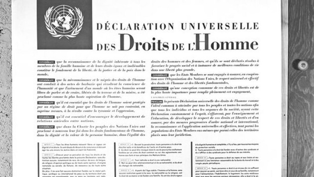 Declaração Universal, acima escrita em francês, proclamada em 10 de dezembro de 1948 (Foto: ONU)