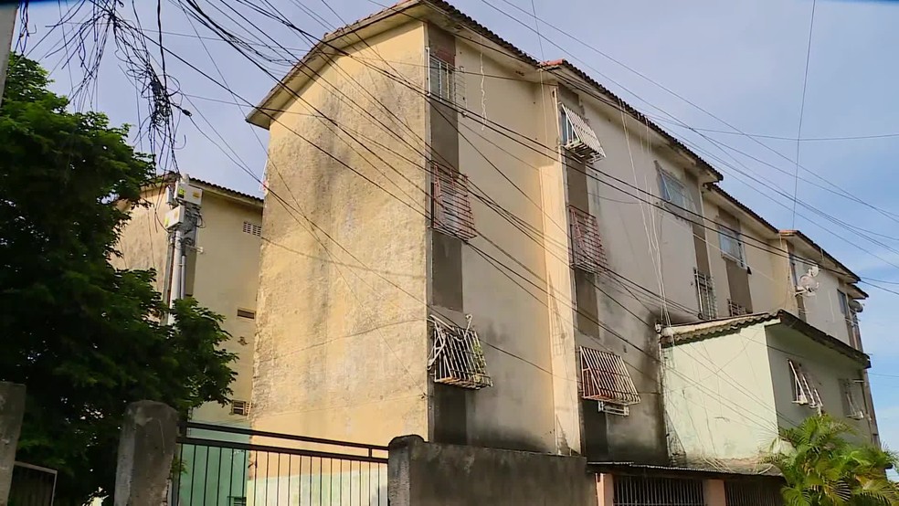 Crime ocorreu em um apartamento localizado no bairro de Arthur Lundgren II, em Paulista — Foto: Reprodução/TV Globo