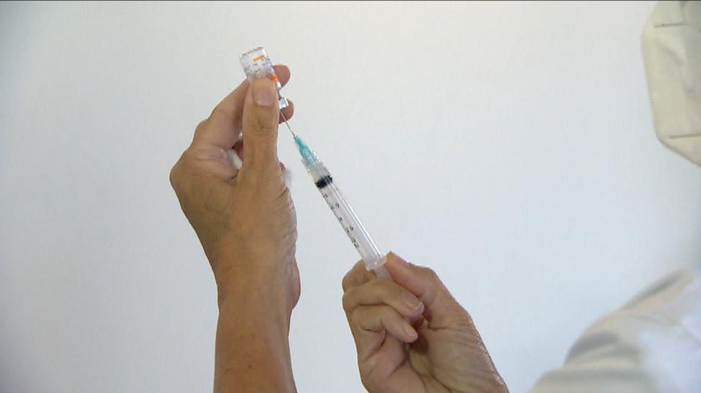 Vacina contra Covid-19 no ES — Foto: Reprodução/ TV Gazeta
